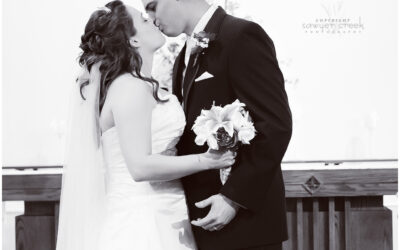 Aaron & Danyelle :: Wedding Photographer :: Shell Lake, WI