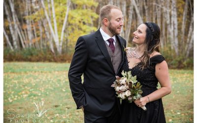 Black and Gold Fall Wedding | Sarona, WI | Wedding Photographer